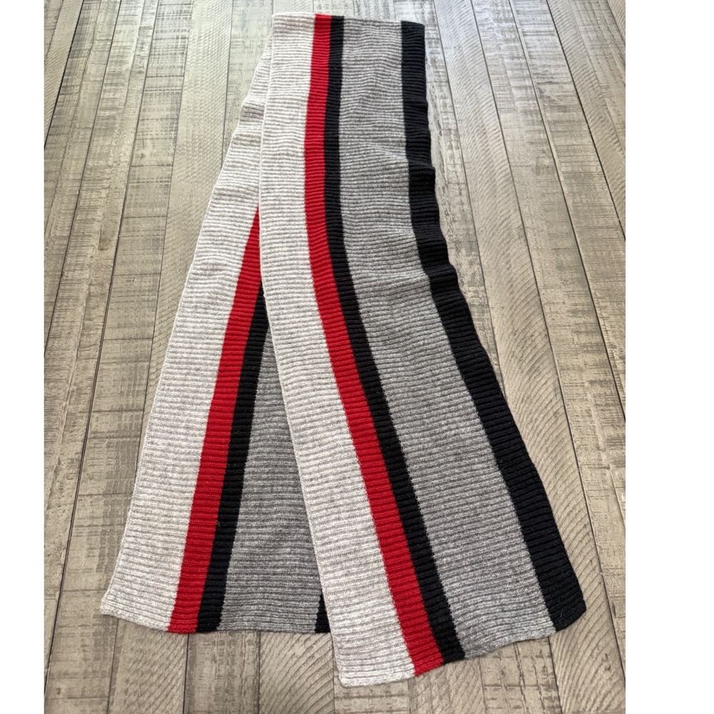 GAP Unisex One Size Scarf 100% Lambs Wool Striped Gray Red Black Ribbed Knit
